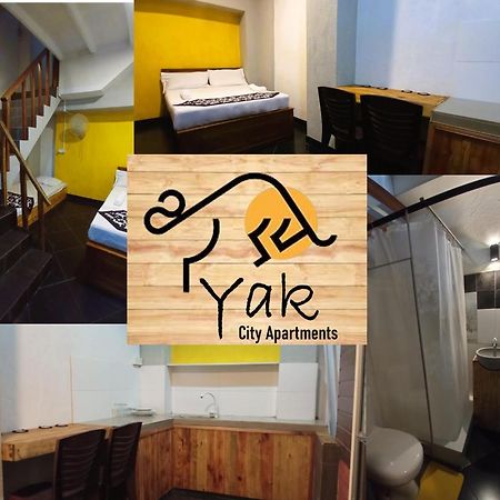Yak City Apartments كاندي المظهر الخارجي الصورة