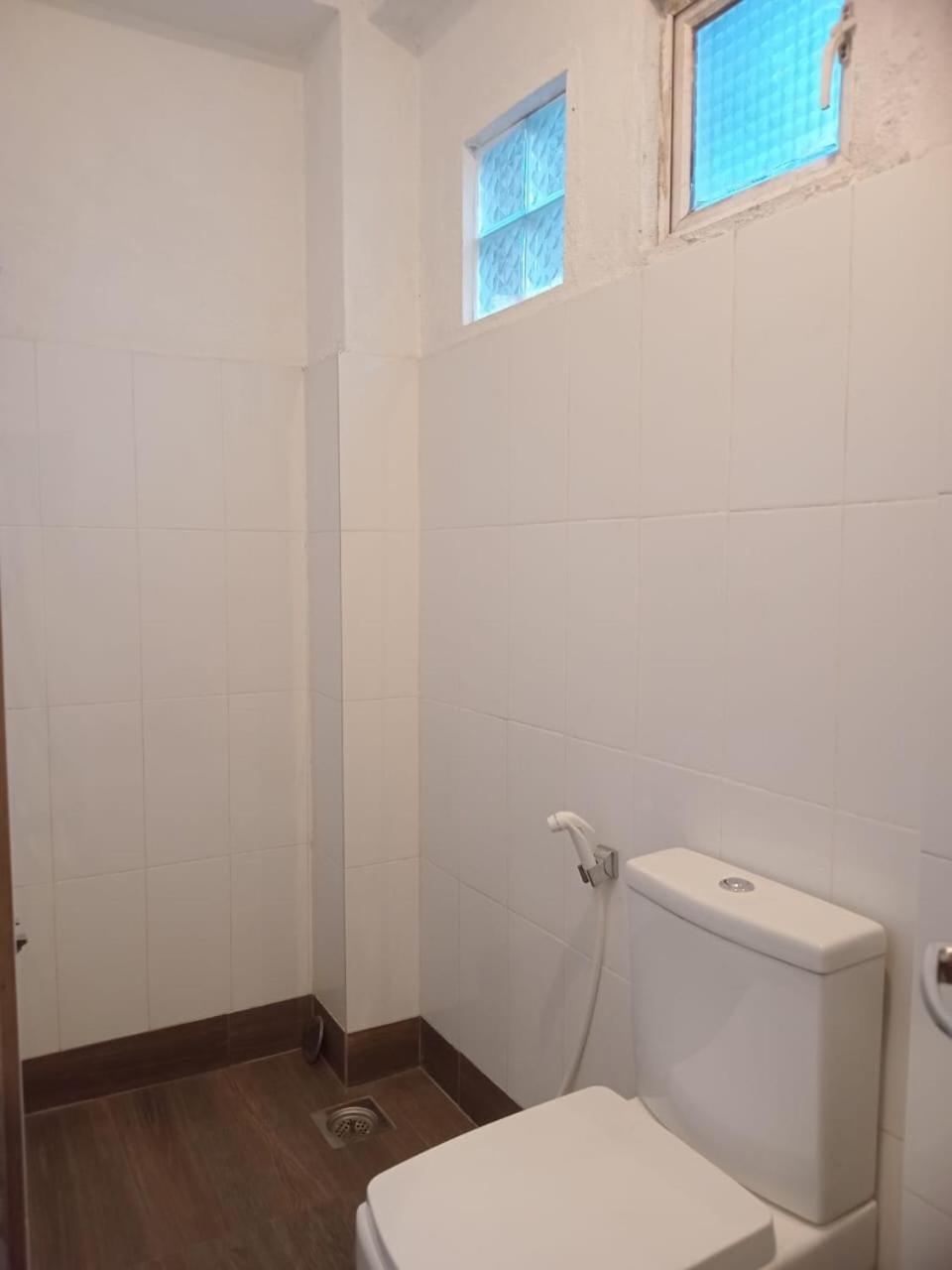 Yak City Apartments كاندي المظهر الخارجي الصورة